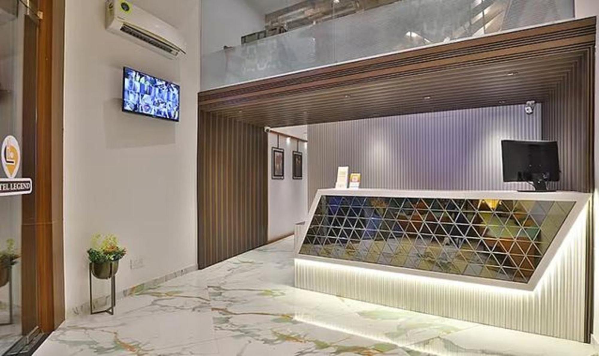 Fabhotel Prime Legend Surate Extérieur photo