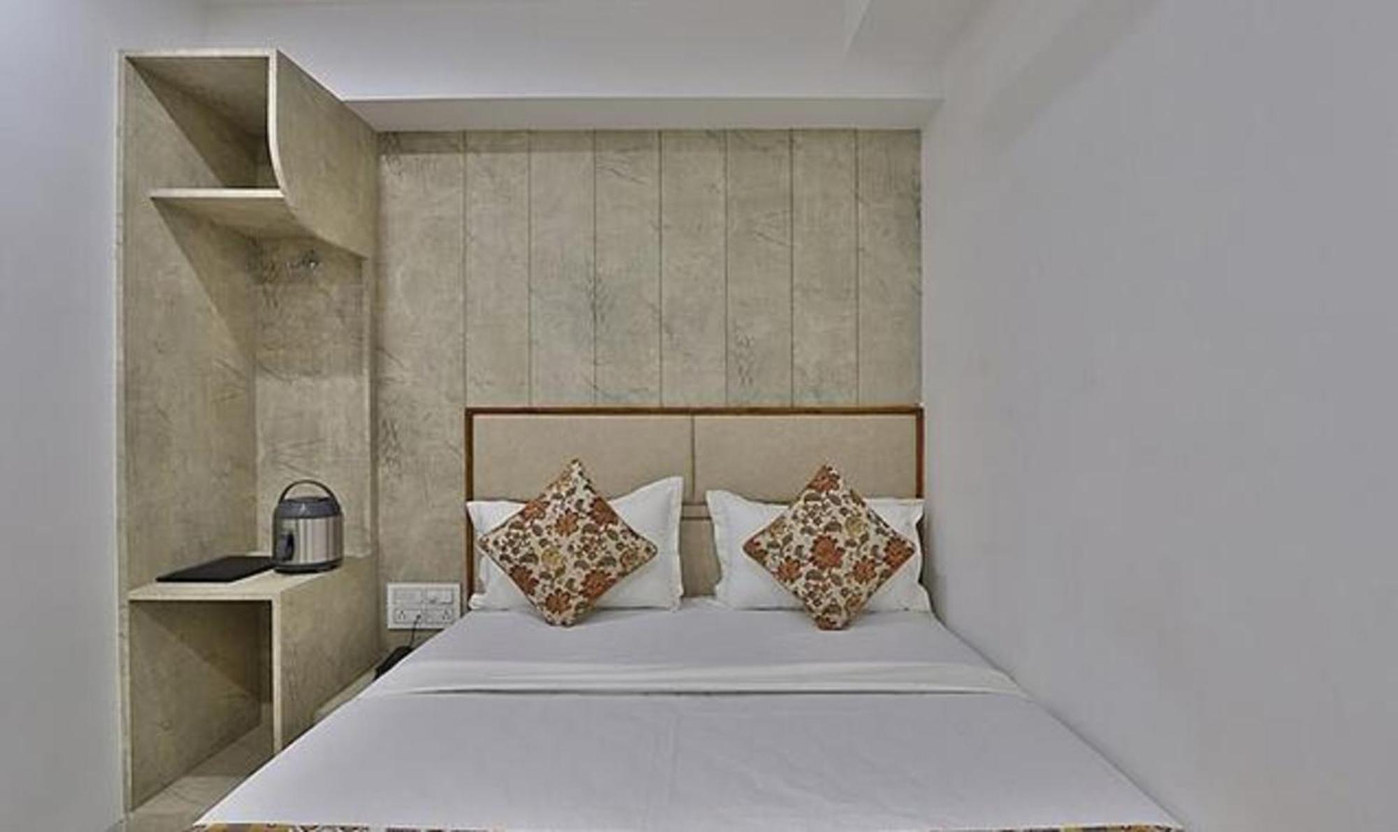 Fabhotel Prime Legend Surate Extérieur photo
